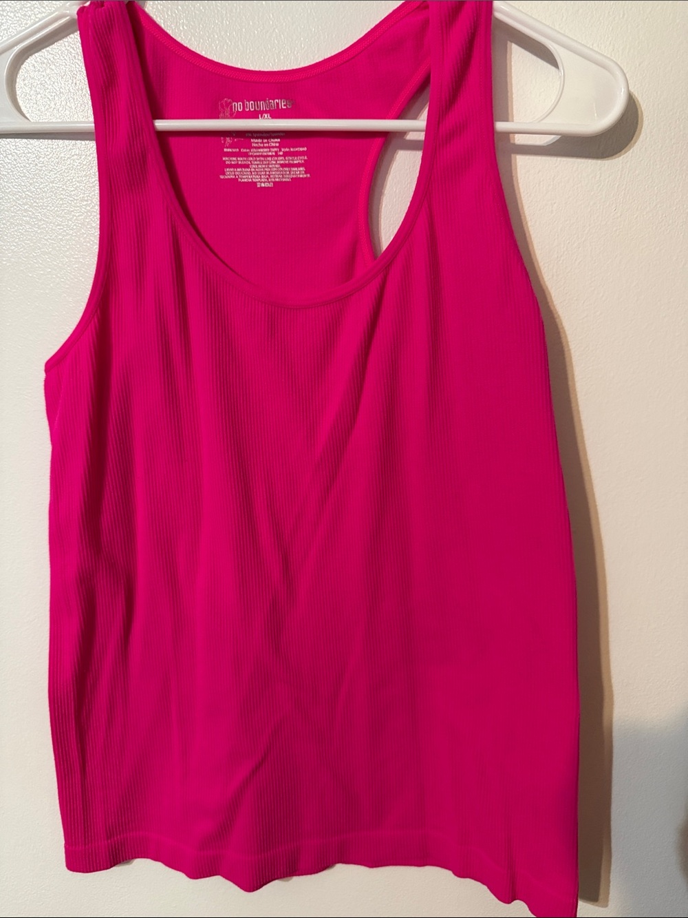 No Boundaries Women's Bright Fuchsia Ribbed Tank Top